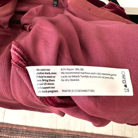 Eileen Fisher Red Velvet Tunic Blouse - Size - Large - Picture 5 of 8